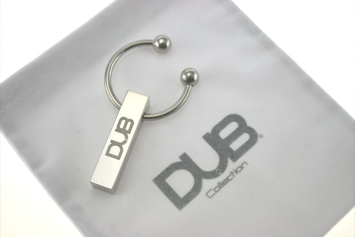 DUB043